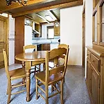 アパート Casa Buisan ブロト